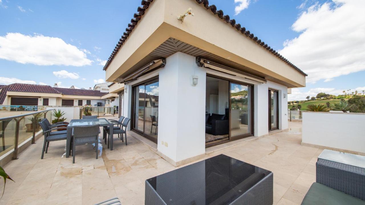 Marina Del Castillo 1Bc3 Манилва Екстериор снимка