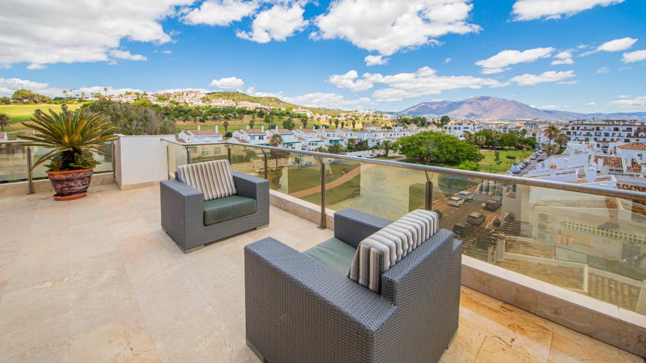 Marina Del Castillo 1Bc3 Манилва Екстериор снимка
