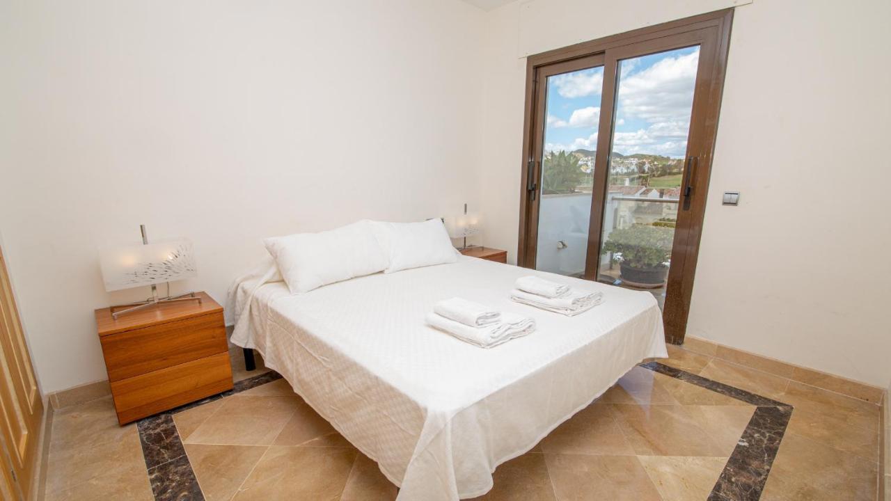 Marina Del Castillo 1Bc3 Манилва Екстериор снимка